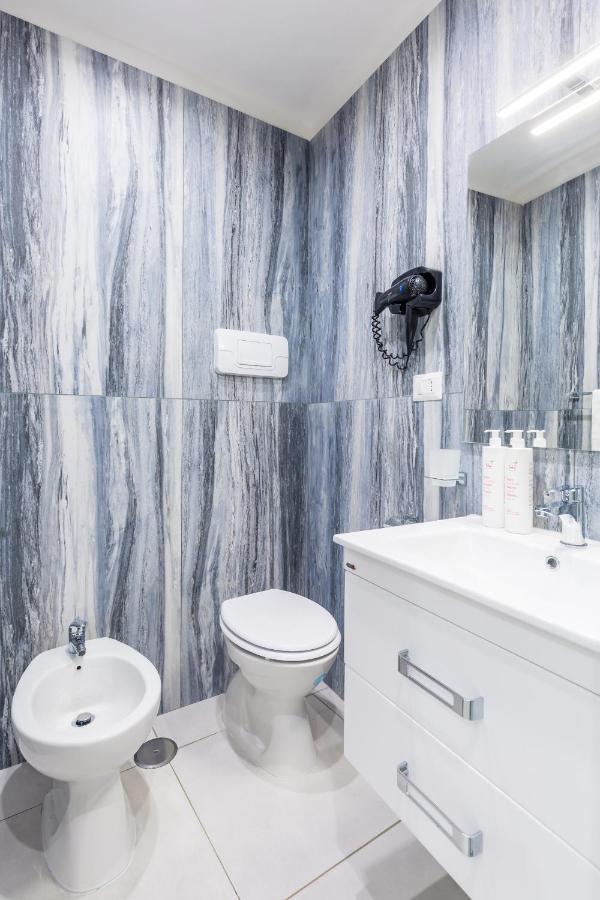 Toledo Stylish Apartments By Wonderful Italy Νάπολη Εξωτερικό φωτογραφία